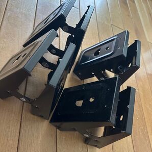 ソーホースブラケット 4個セット ブラック