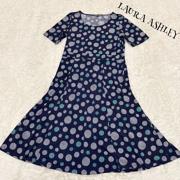 LAURA ASHLEY ローラアシュレイ 半袖ワンピース ドット柄 水玉 総柄 ネイビー