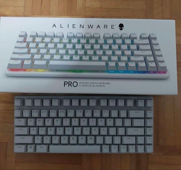 Alienware pro ワイヤレスキーボード+AW720m ワイヤレスマウス 美品