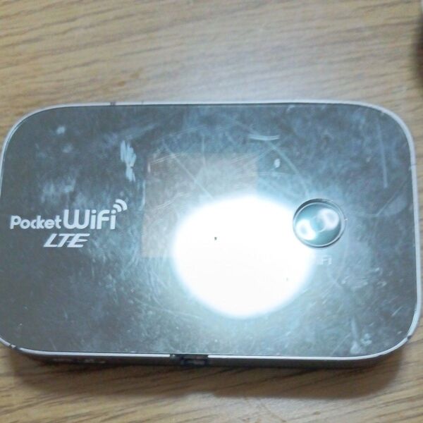 Pocket WiFi LTE モバイルルーター