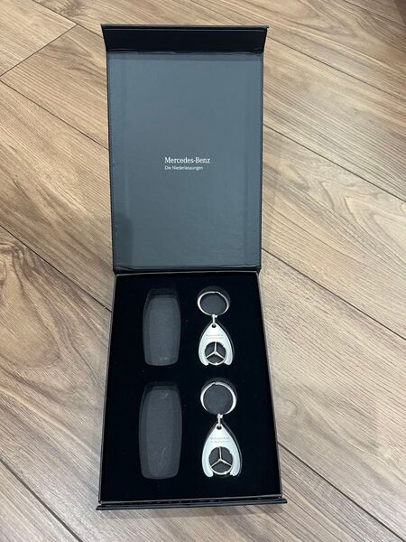 メルセデス ベンツ キーホルダー 純正