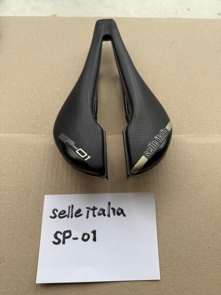 Selle ITALIA SP-01 boost セライタリア サドル