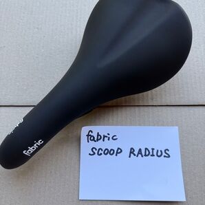 fabric ロードバイク サドル Scoop Radius ファブリック ロングライドにオススメです