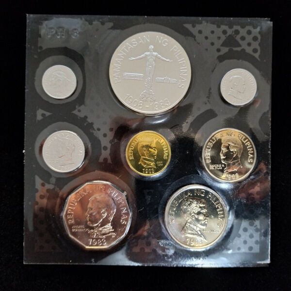 【希少】Philippines 1983 BRILLIANT UNCIRCULATED COIN COLLECTION