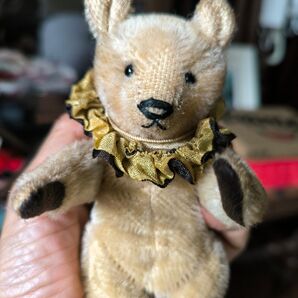 Hug Me Again Collectibles テディベア ベージュの子