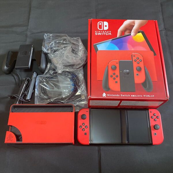 Nintendo Switch 有機EL マリオレッド