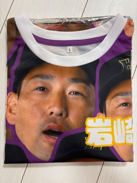阪神タイガース 岩崎優 選手顔柄Tシャツ