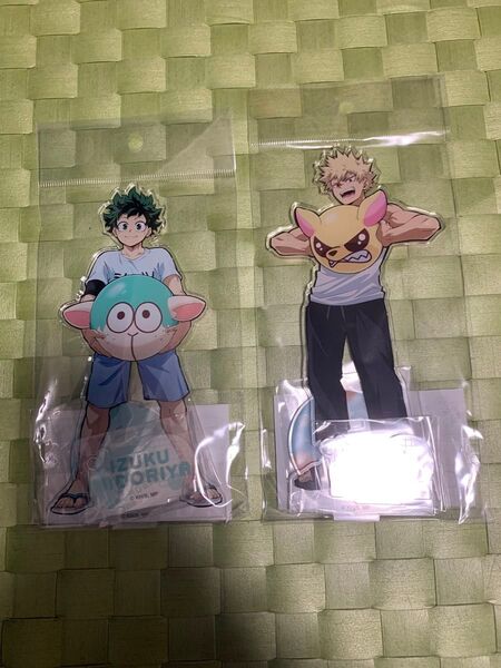 【クーポンで500円引】ヒロアカ アニマルビーチボール 緑谷出久 爆豪勝己 アクリルスタンド 原画展