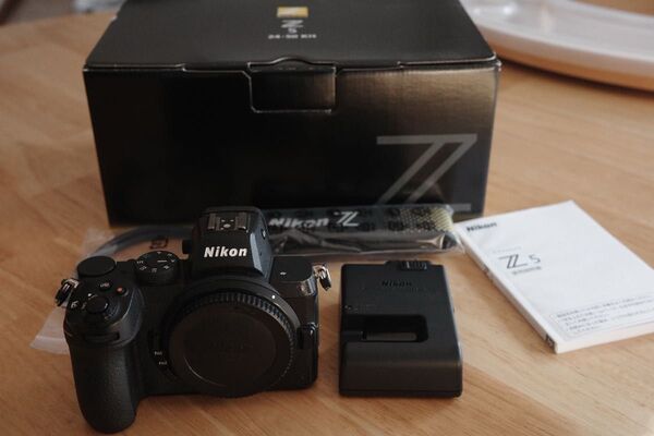 Nikon z5 ボディのみ