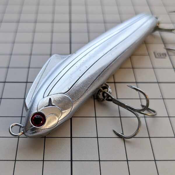 【美品】タックルハウス/コンタクト ファルケ CFK30 シーバス サーフ 青物 シンペン