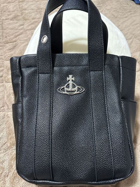 *Vivienne Westwood ハンドバッグ 黒