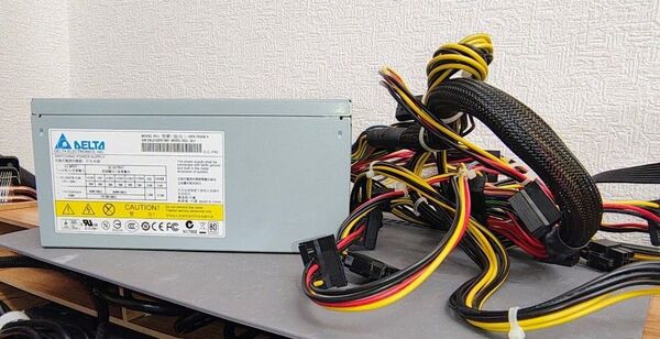 電源ユニット DELTA GPS-750AB A 750W
