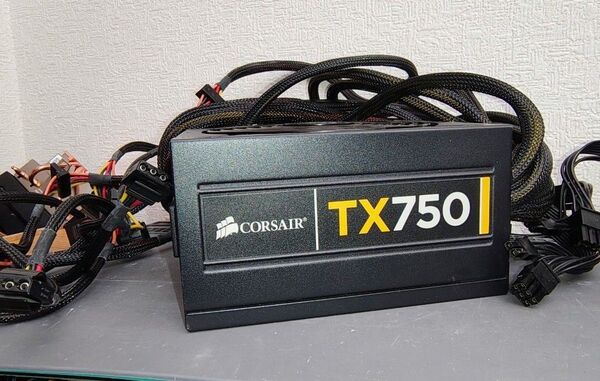 コルセア(CORSAIR) ATX750W電源ユニット TX-750 80PLUS BRONZE認証
