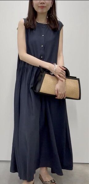 新品【S】ネイビー ノースリーブ ロングワンピース Loungedress ラウンジドレス