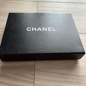 CHANEL 空箱