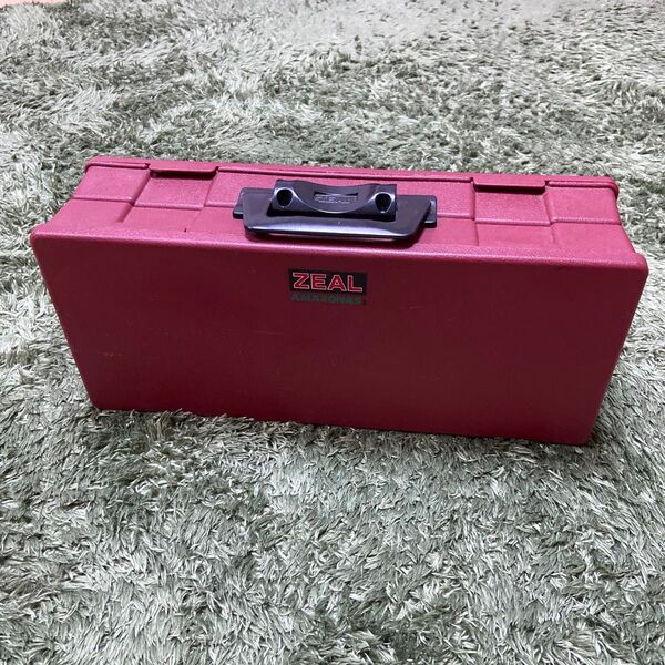 ZEAL タックルボックス レッド