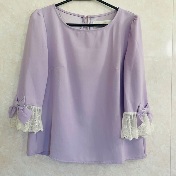 【美品】tocco closet シフォンブラウス パープル 袖リボン レース M