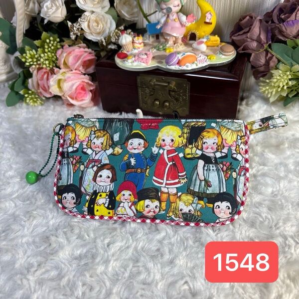 ペンケース・メガネポーチ★小物入れハンドメイドフラットポーチ★1548トマトガール