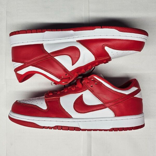 Nike Dunk Low SP "White and University Red"