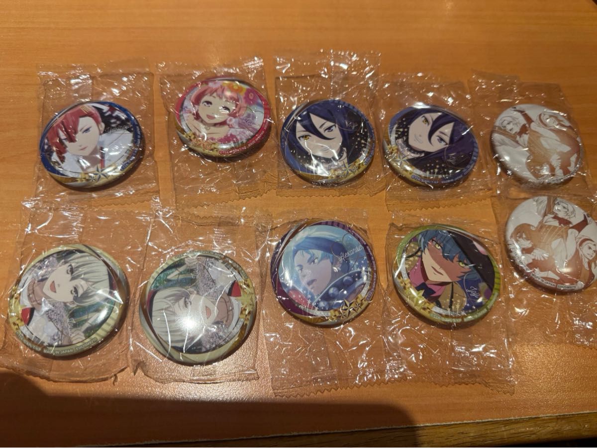 【未開封8点セット】キンプリ キンツア キンパラ パラライ コラボ 缶バッジ 未開封8点セット】キンプリ キンツア キンパラ パラライ コラボ