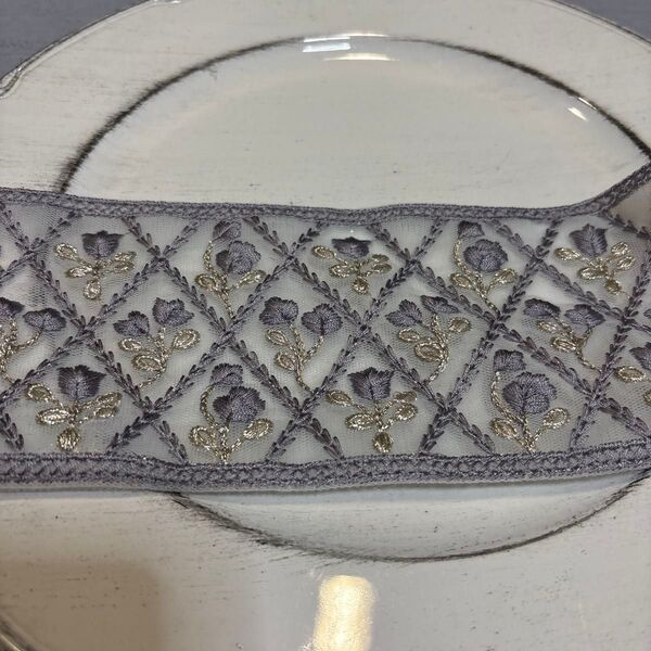 A10インド刺繍リボン太幅パープル人気柄50cm 1mまとめ割あり同梱歓迎ハンドメイド