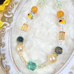 キラキラガラス&アクリルビーズストラップ ★バックチャーム ★ハンドメイド スマホストラップ