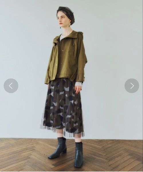 YECCA VAECCA イェッカ ヴェッカ 幾何学柄チュールプリーツスカート