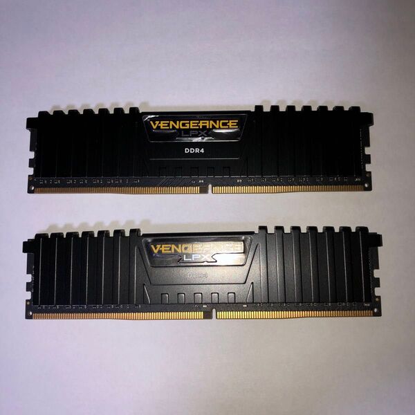 CORSAIR DDR4 メモリ VENGEANCE 32GB(16GB×2) memtest86+テスト済
