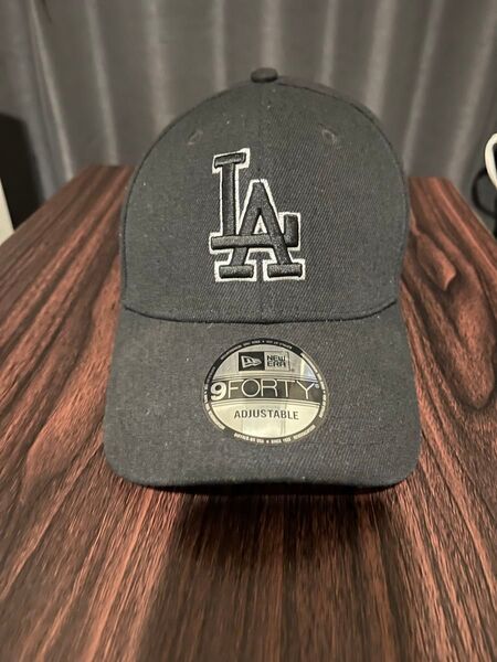 NEW ERA 9FORTY ADJUSTABLE LAドジャース ニューエラ ブラックキャップ