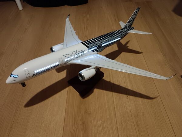 1/142 エアバス A350 LED 飛行機 航空機 模型 1/150 47センチ