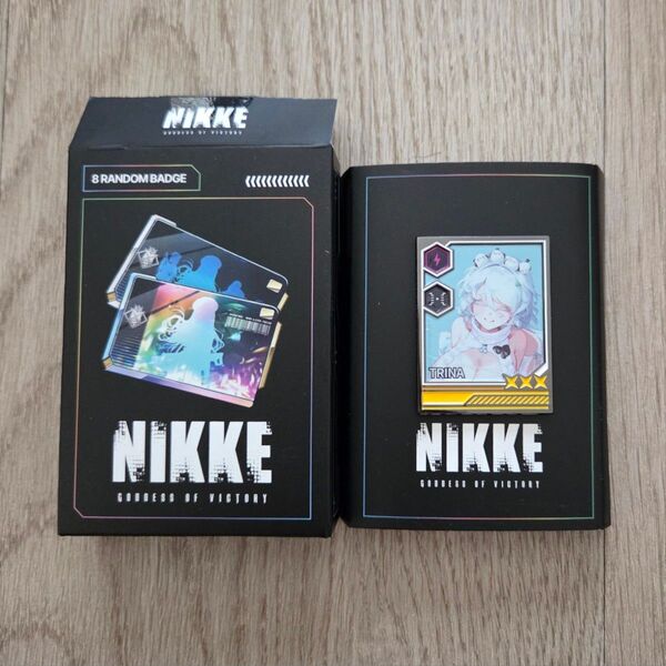NIKKE メタルバッジ トリナ ポップアップ 海外限定 韓国 勝利の女神