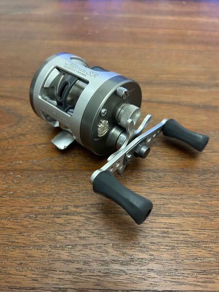 abuモラムSR sx3601c-mag アブガルシアアンバサダー1500 2500 5000 1501 2501 5001好きへ