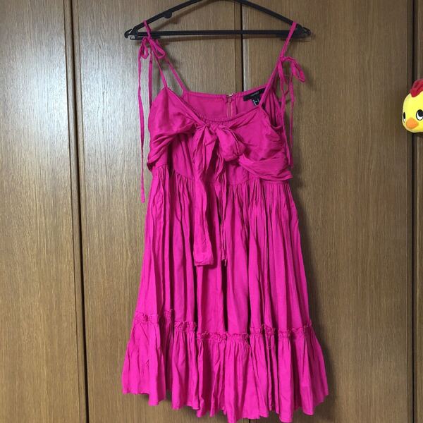 ワンピース フォーエバー21 新品 マジェンタ ピンク forever21 夏物 夏服 レディース キャミソール リボン 無地