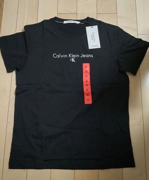 3【激安送料込み】新品未使用Calvin klein Jeansカルバンクライン黒TシャツMサイズ