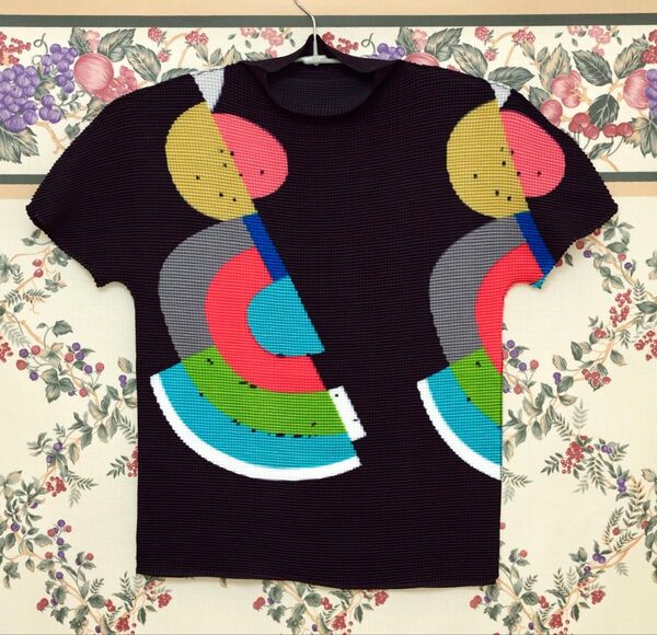 ヴィンテージ vintage プリーツ 古着 黒 ブラック tシャツ 半袖 幾何学柄 幾何学模様 半袖Tシャツ トップス 総柄