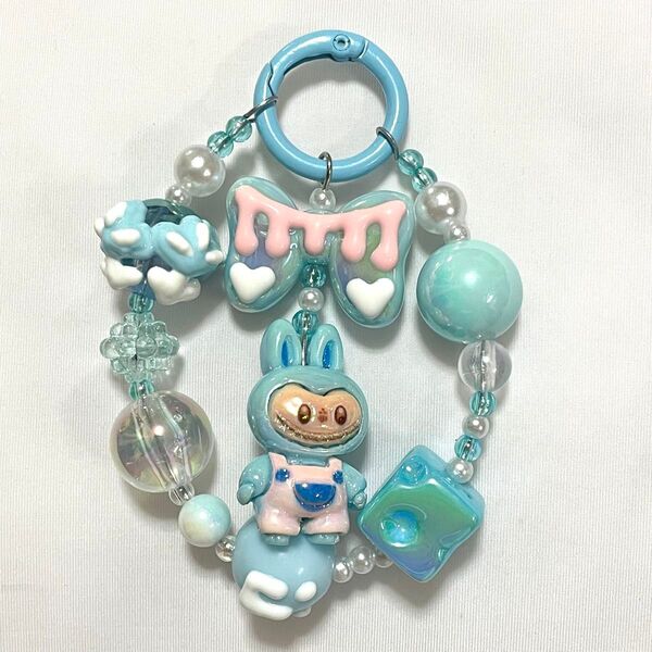 ★124★ ハンドメイド handmade キーホルダー 大人気★ ラブブ LABUBU 可愛い うさぎ 海外輸入 水色 りぼん
