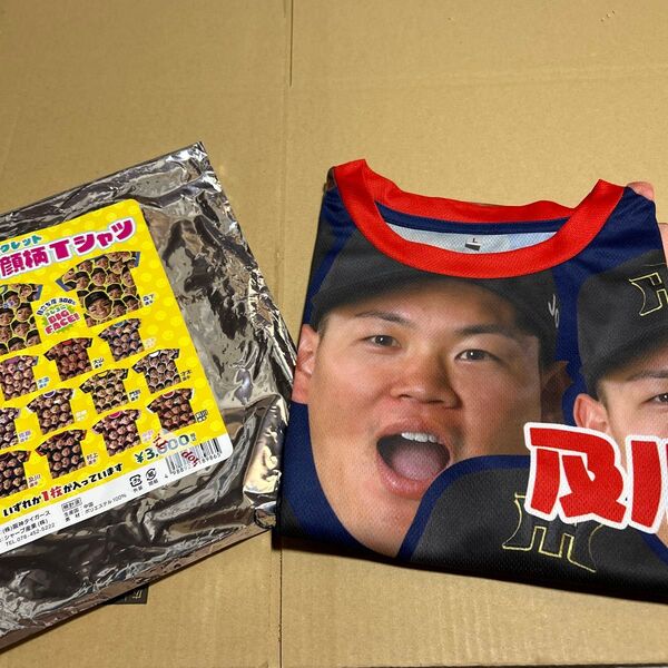 阪神タイガース シークレット 選手顔柄Tシャツ 及川