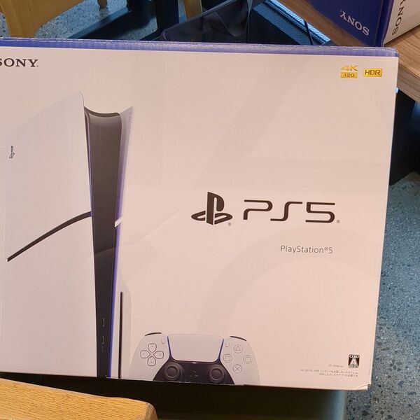 ほぼ未使用 美品 プレイステーション5 CFI-2000A01 ディスクドライブ搭載モデル 新型PlayStation