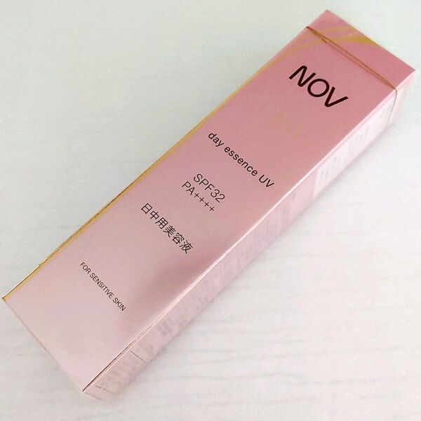 NOV ノブ L&W デイエッセンスUV 〈日中用美容液〉(30g)