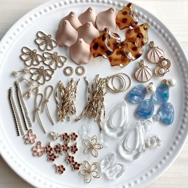 B まとめ売り ハンドメイド アクセサリー パーツ チャーム ビーズ 素材 ピアス イヤリング カボション