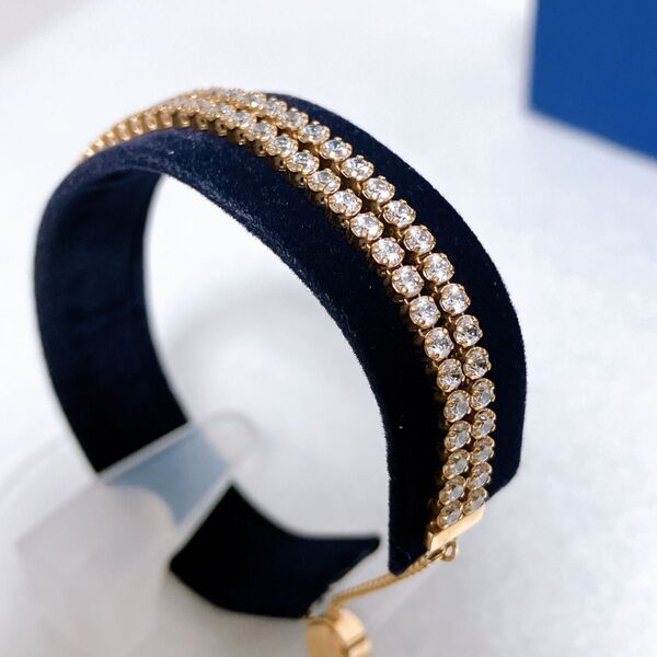 美品人気スワロフスキー ブレスレット Subtle ブレスレット ラウンドカット ゴールド SWAROVSKI