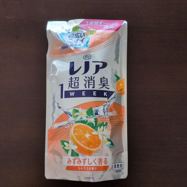 レノア 柔軟剤 1WEEK 詰め替え つめかえ用