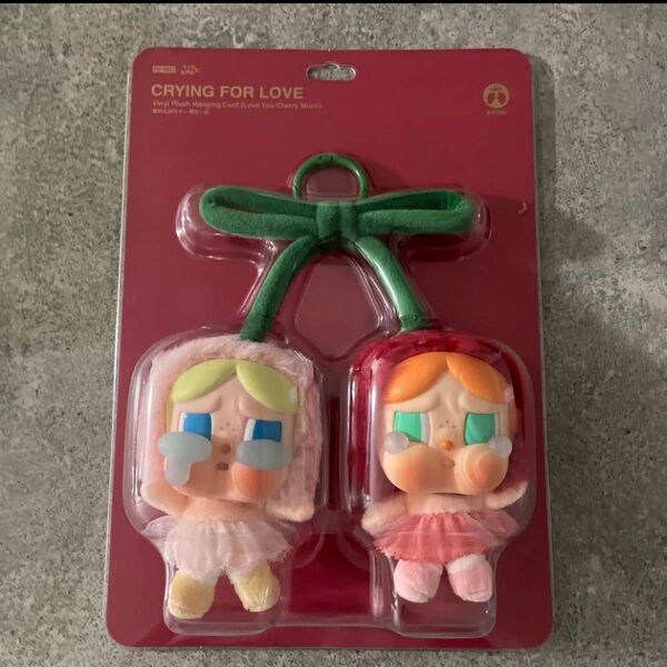POP MART CRYBABY Crying For Love ぬいぐるみペンダント Love You Cherry Much