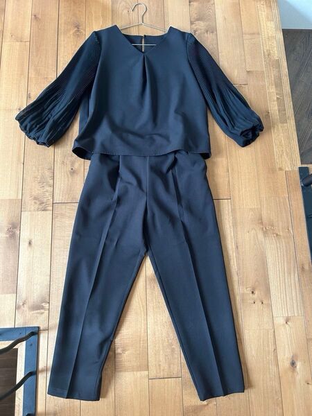 プリーツ袖ブラウス パンツ セットアップ 黒 M