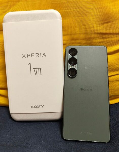 Soey Xperia 1 VII 12/512 モスグリーン 国内SIMフリー