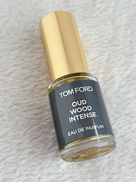 TOM FORD トムフォードOud Wood Intense EDPウード ウッド インテンス オードパルファム