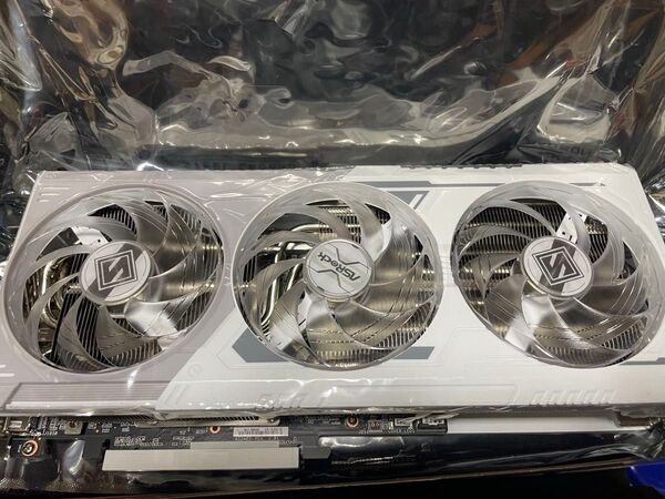 ASRock AMD Radeon RX 9070 XT STEEL LEGEND グラフィックスカード