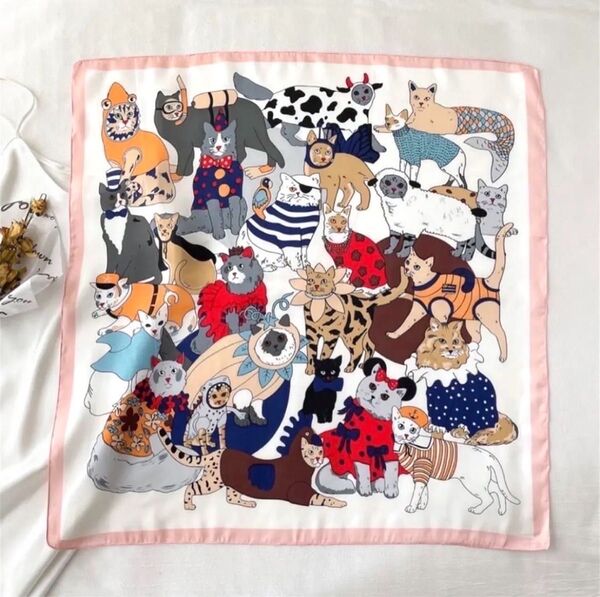 【新品】スカーフ 猫柄 総柄 バッグチャーム ネコ マルチカラー
