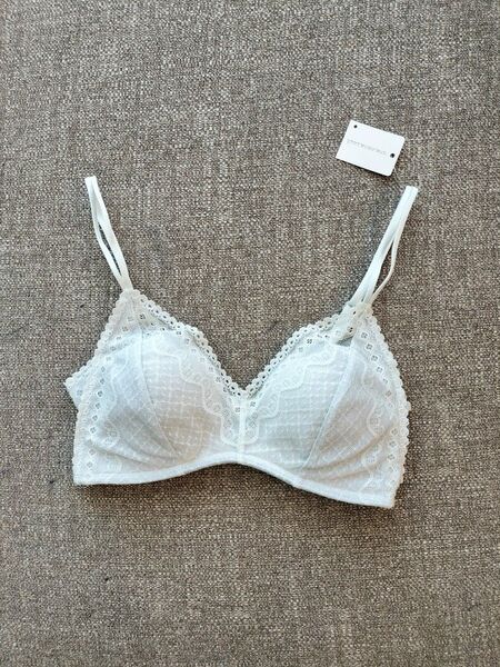 新品 ウンナナクール 364ブラ L ブラジャー レース ノンワイヤー une nana cool
