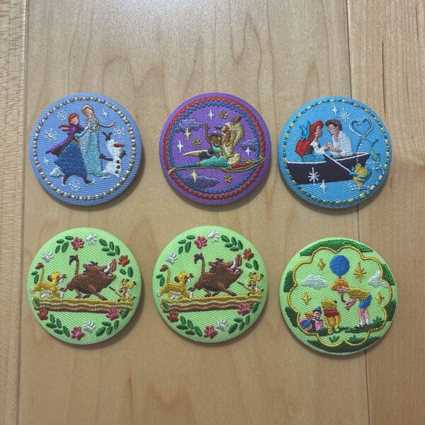 Disney Characters 刺繍缶バッジ